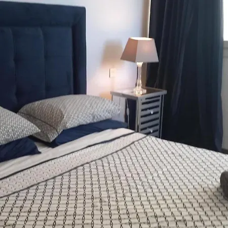 Apartment 3 Bedroom Frontline Beach, Centre Marbella