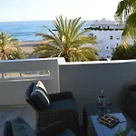Apartmán 3 Bedroom Frontline Beach, Centre *